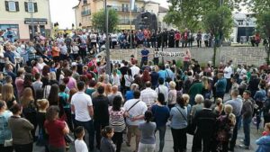 PODRŽIMO ISTINU I PRAVDU I DA SE NA DEMOKRATSKI NAČIN IZBORIMO ZA VLADAVINU PRAVA I ZAKONA.