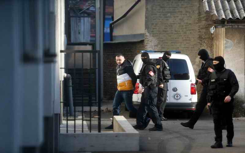 NOVINARI IZBAČENI IZ SUDNICE