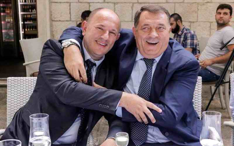 Podnesena krivična prijava protiv Petrovića, zvog pokušaja gaženja poslanika Vukanovića, automobilom