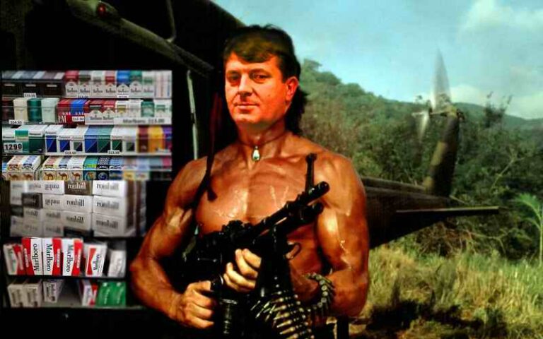 ŽELJA SVAKOG RATNOG DEZERTERA JE DA BUDE VRHOVNI KOMADANT